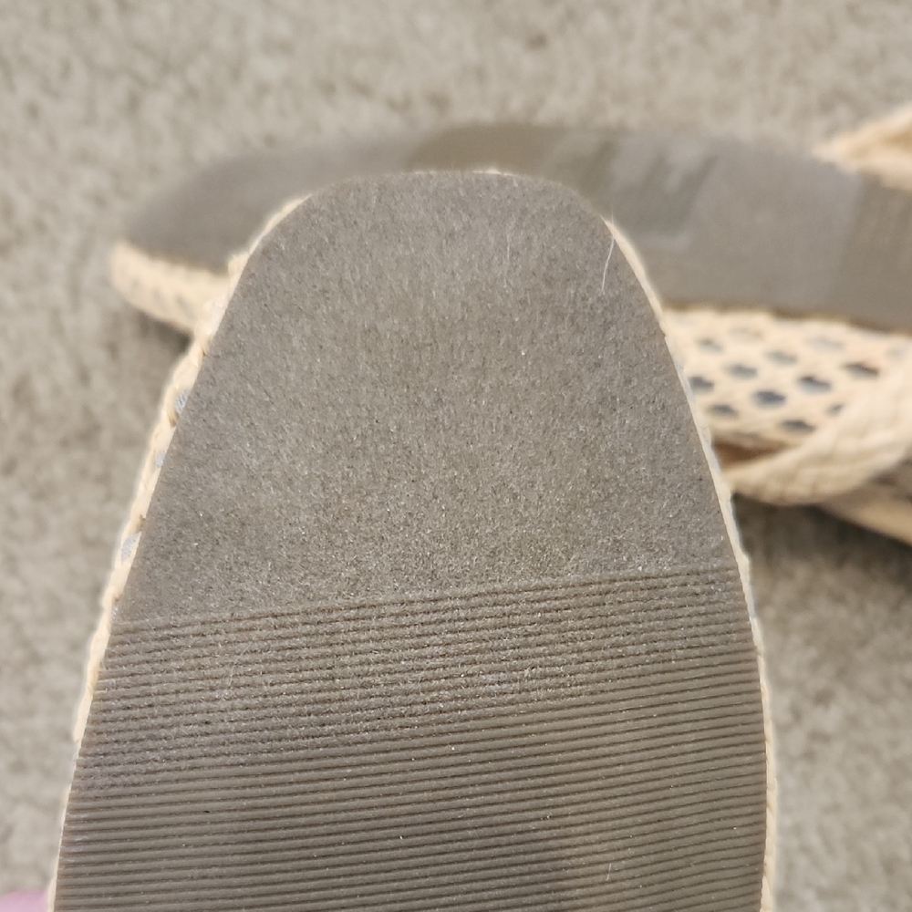 AE - NWOT Raffia Mesh Mary Jane Flats Sand - 8 - Picture 5 of 6